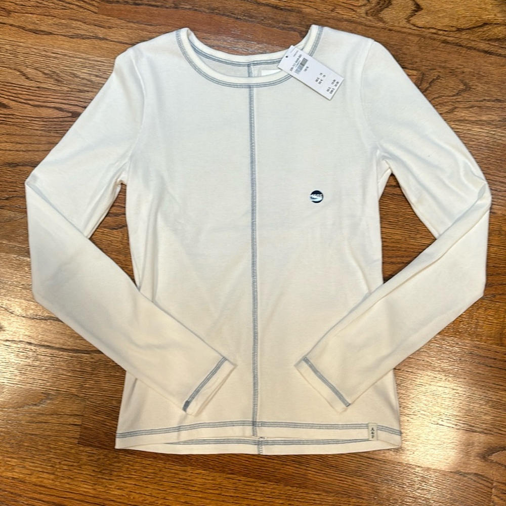 Close out price NWT Abercrombie long-sleeve seamed rib tee